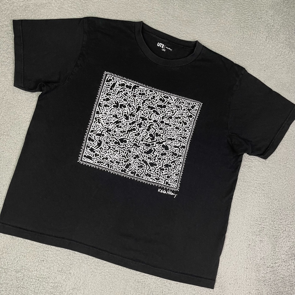 American Vintage Black and White Graphic Tee